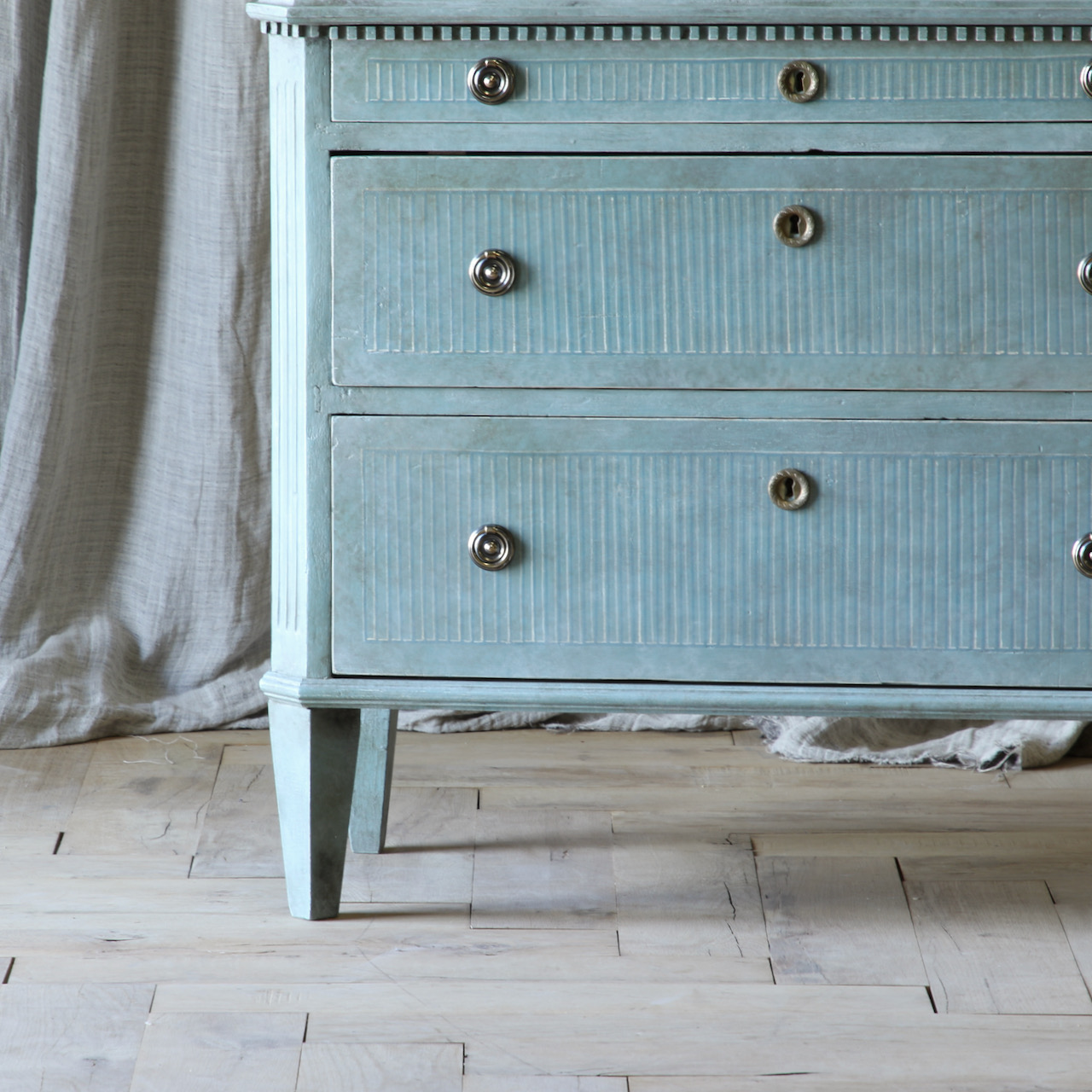 Duck-Egg Blue Commode